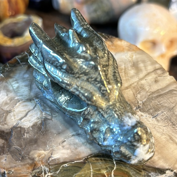 Pyrite Dragons Head Carving! - Picture 7 of 7
